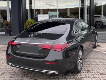 Mercedes Klasa E W214 Sedan 2.0 200 204KM 2026 E Klasa 200 4-Matic Exclusive 2.0 (204KM) 2026, zdjęcie 3
