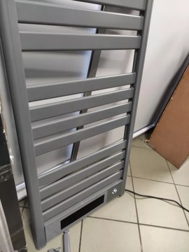 Электрический радиатор для ванной комнаты Cecotec Ready Warm 9780 Ceramic Towel. 2000 г.