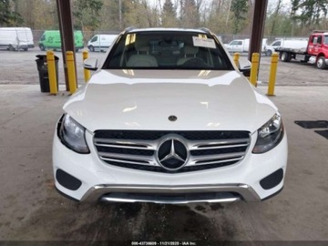 Mercedes GLC C253 2018 Mercedes-Benz GLC 300 4Matic 2018 2.0L 2.0 Benzyna 241KM, zdjęcie 8