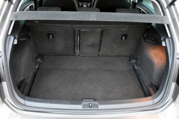 Volkswagen Golf VII Hatchback 3d 1.6 TDI-CR DPF 105KM 2014 Volkswagen Golf VII CUP Edition 1.6TDI 105KM 5drzwi ACC BOGATA Wersja 2014r, zdjęcie 32