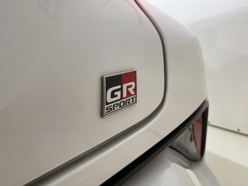 Toyota C-HR I Crossover Facelifting 2.0 Hybrid Dynamic Force 184KM 2021 Toyota C-HR 2.0 Hybrid GR Sport Toyota C-HR 2.0 GR, zdjęcie 16