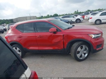 Volvo XC40 2022 Volvo XC 40 T4 Momentum 2022 2.0l 2.0 Benzyna 187KM, zdjęcie 6