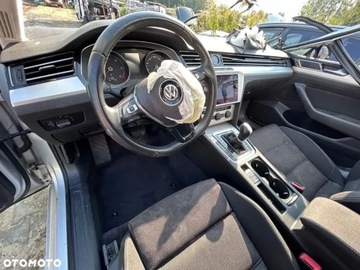 Volkswagen Passat B8 Variant 2.0 TDI BlueMotion SCR 150KM 2017 Volkswagen Passat 2.0 Diesel 150KM, zdjęcie 6