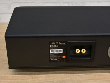 Центральная колонка черного цвета для домашнего кинотеатра JBL ES ES25C