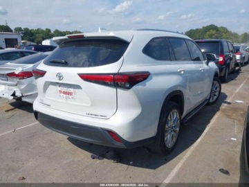 Toyota Highlander III 2022 Toyota Highlander Limited 2022 3.5l 3.5 Benzyna 295KM, zdjęcie 4