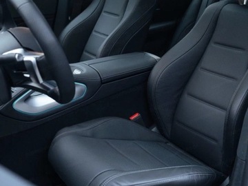 Mercedes GLE V167 SUV Facelifting 2.0 300d 269KM 2025 MERCEDES-BENZ GLE 300 d 4-Matic AMG Line 2.0 (269KM) 2025, zdjęcie 4
