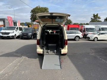 Volkswagen Caddy IV Furgon 2.0 TDI SCR BMT 150KM 2020 Volkswagen Caddy niepełnosprawnych rampa inwalida, zdjęcie 14