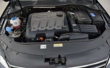 Volkswagen Passat B7 Variant 2.0 TDI CR DPF BlueMotion 140KM 2011 Volkswagen Passat 2.0 TDI Navi PDC Automat Tempomat Klimatronik Serwisowany, zdjęcie 37