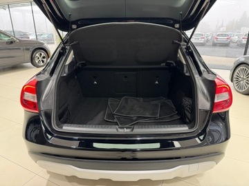 Mercedes GLA I Off-Roader Facelifting 1.6 180 122KM 2019 Mercedes-Benz GLA 180 180 7G-DCT / CarPlay/Android, zdjęcie 15