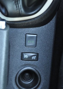 Renault Captur I Crossover 0.9 Energy TCe 90KM 2017 Renault Captur LIFT Benzyna Klimatyzacja Nawigacja Benzyna 90KM, zdjęcie 31