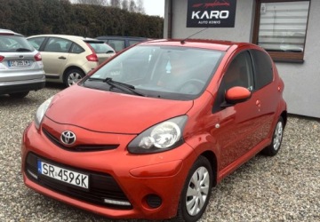 Toyota Aygo I Hatchback 5d Facelifting 1.0 VVT-i 68KM 2012 Toyota Aygo Niski przebieg Polski salon Benzyna 68KM, zdjęcie 1