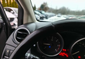 Mazda 5 II 1.6 MZ-CD 115KM 2011 Mazda 5 Mazda 5 1.6 CD Exclusive 1.6 Diesel 115KM, zdjęcie 11