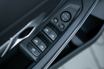 BMW Seria 3 G20-G21 Limuzyna 2.0 318i 156KM 2021 BMW Seria 3 Pierwszy wlasciciel , salon PL 2.0 Benzyna 156KM, zdjęcie 15