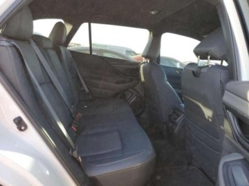 Subaru Outback VI 2024 Subaru Outback 2024, 2.4L, 4x4, WILDERNESS, po gradobiciu 2.4 Benzyna 260KM, zdjęcie 8