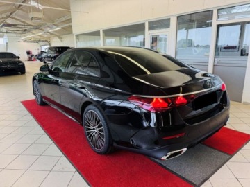 Mercedes Klasa E W214 2025 E Klasa 300 e 4-Matic AMG 2.0 (333KM) 2025, zdjęcie 1