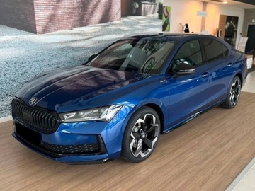 Skoda Superb IV Liftback 2.0 TSI 204KM 2025 SKODA Superb Sportline 2.0 TSI DSG Sedan 204KM 2025, zdjęcie 2