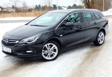 Opel Astra J GTC 1.4 Turbo ECOTEC 140KM 2016 Opel Astra Opel Astra 1.4 Turbo 1.4 Benzyna 140KM, zdjęcie 1