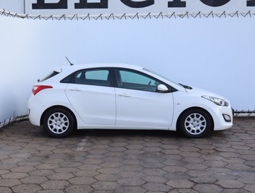 Hyundai i30 II Hatchback 3d 1.6 CRDi (LOW) 110KM 2013 Hyundai i30 1.6 CRDi, Salon Polska, Serwis ASO, zdjęcie 5