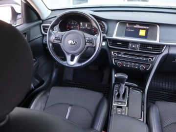 Kia Optima II Kombi 1.7 VGT CRDi 141KM 2018 Kia Optima 1.7 CRDI, Salon Polska, Serwis ASO, zdjęcie 6
