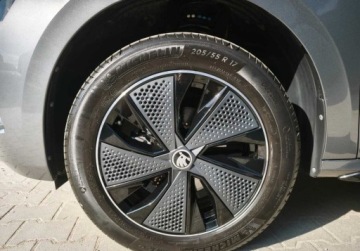 Skoda Kamiq Crossover Facelifting 1.5 TSI 150KM 2025 Skoda Kamiq Monte Carlo Pakiety, FV 23, ACC, Kamera cofania, Kessy, Virtu, zdjęcie 30