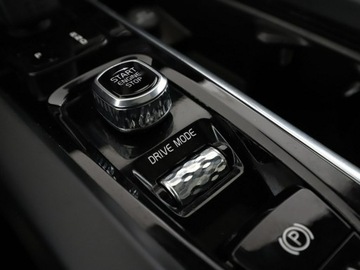Volvo XC60 II Crossover T8 Twin Engine 390KM 2019 Volvo XC 60 FV23% PHEV Inscription AWD T8 skóra, zdjęcie 29