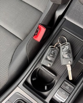 Volkswagen Golf VII Variant 1.6 TDI CR DPF BlueMotion Technology 105KM 2014 Volkswagen Golf 1.6D 105KM przeb.186tys ksiazka xenon zarejestrowany 1.6, zdjęcie 32