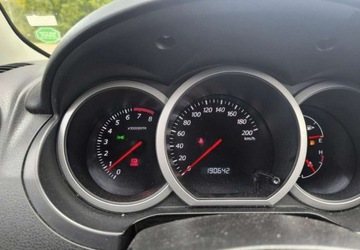 Suzuki Grand Vitara II SUV 1.6 i 16V 106KM 2006 Suzuki Grand Vitara Oplacony udokumentowany przebieg bezwypadkowy sprawny, zdjęcie 17