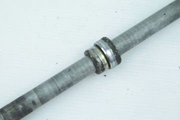 HONDA XL 1000 V VARADERO 98-02 OŚ OŚKA TYŁ