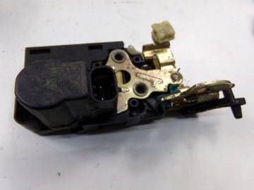 DAEWOO NUBIRA III J200 04R ZÁMEK DVEŘE ZADNÍ LEVÝ 96260995 2PIN