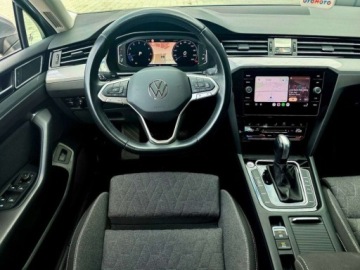 Volkswagen Passat B8 Variant Facelifting 1.5 TSI EVO 150KM 2023 Volkswagen Passat 1.5 TSI 150KM Business DSG Reflektory LED Matrix IQ.LIGH, zdjęcie 26