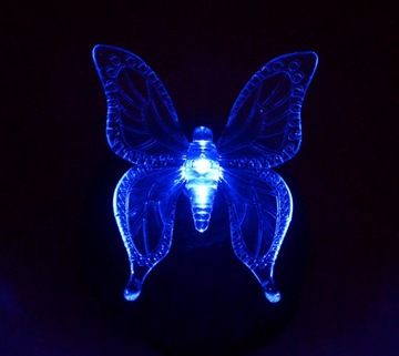 Светодиодный солнечный светильник БАБОЧКА СТРЕКОЗА на камне RGB П-605