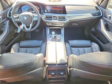BMW X5 G05 2023 BMW X5 Xdrive40i 2023 3.0 Benzyna 335KM, zdjęcie 8
