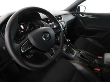 Skoda Octavia III RS Kombi 2.0 TDI 184KM 2015 Škoda Octavia Skoda Octavia RS Automat Navi, zdjęcie 13