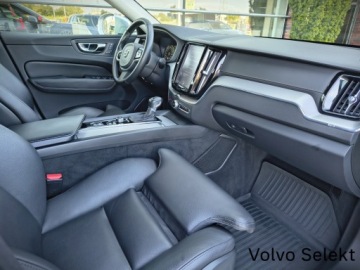 Volvo XC60 II Crossover T5 250KM 2019 Volvo XC 60 T5 AWD 250KM BLIS Keyless Kamera Skóry, zdjęcie 22