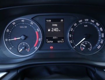Skoda Octavia IV Liftback 1.5 TSI EVO 150KM 2021 Skoda Octavia 1.5 TSI, Salon Polska, zdjęcie 10