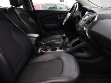 Hyundai ix35 SUV Facelifting 1.6 GDI 135KM 2014 Hyundai ix35 1.6 GDI, Skóra, Klima, Klimatronic, zdjęcie 8