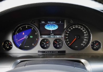 Volkswagen Phaeton 4.2 i V8 40V 335KM 2010 Volkswagen Phaeton LIFT 4.2 V8 335HP 4motion LONG ACC DVD LED Gwarancja 4.2, zdjęcie 13