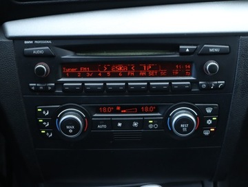 BMW Seria 1 E81/E87 Hatchback 5d E87 2.0 118i 143KM 2007 BMW 1 118i, Automat, Klima, Klimatronic, Tempomat, zdjęcie 11