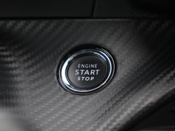 Peugeot 2008 II SUV 1.2 PureTech 100KM 2021 Peugeot 2008 1.2 PureTech, Salon Polska, zdjęcie 15