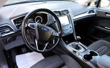 Ford Mondeo V Kombi Facelifting 2.0 EcoBlue 150KM 2020 Ford Mondeo 2.0 150KM Bezwypadkowy Serwis 2.0 Diesel 150KM, zdjęcie 11