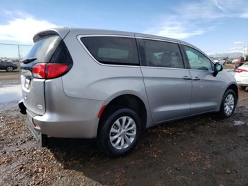 Chrysler Pacifica II 2017 Chrysler Pacifica Touring 2017 3.6l 3.6 Benzyna 297KM, zdjęcie 3