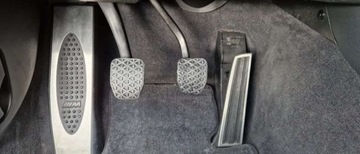 BMW Seria 1 E81/E87 Coupe E82 135i 306KM 2009 BMW Seria 1 3.0 306KM Manual M-Pakiet Xenon NaviPl 3.0 Benzyna 306KM, zdjęcie 21