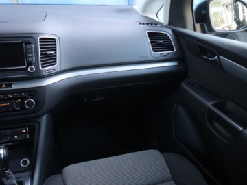 Volkswagen Sharan II Van 2.0 TSI 200KM 2011 VW Sharan 2.0 TSI, DSG, Navi, Xenon, Bi-Xenon, zdjęcie 7
