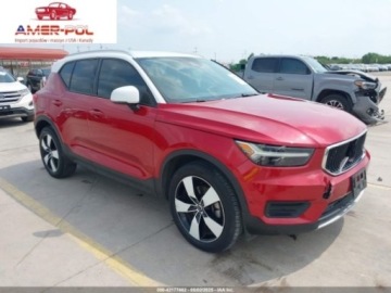 Volvo XC40 Crossover 2.0 T5 247KM 2019 Volvo XC 40 2019 VOLVO XC40 T5 MOMENTUMT5 R-DESIGN 2.0 Benzyna 247KM