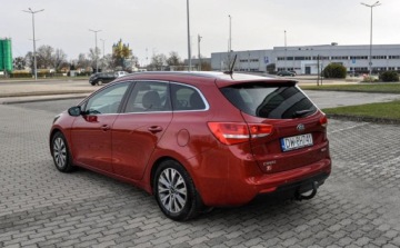 Kia Ceed II Kombi Facelifting 1.6 CRDi 136KM 2016 Kia Ceed Salon PL Lift 2016 r. Bezwypadkowy VAT23 1.6 Diesel 136KM, zdjęcie 2