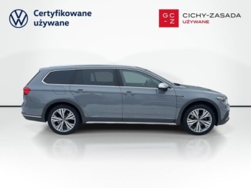 Volkswagen Passat B8 Variant Facelifting 2.0 TDI SCR 200KM 2022 Volkswagen Passat ALLTRACK TDI 200KM DSG FVAT23 Kamera Cofania MATRIX, zdjęcie 3