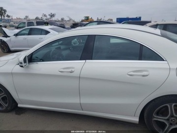 Mercedes CLA C117 2018 Mercedes-Benz CLA 250 Coupe 2.0 Benzyna 208KM, zdjęcie 4