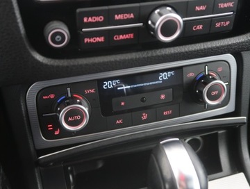 Volkswagen Touareg II SUV 3.0 V6 TDI BlueMotion  245KM 2014 VW Touareg 3.0 TDI, Salon Polska, Serwis ASO, zdjęcie 11