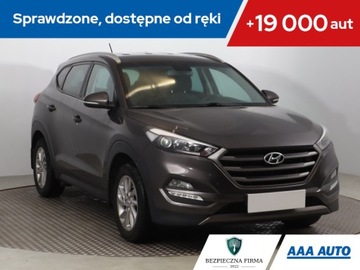 Hyundai Tucson III SUV 1.7 CRDI 115KM 2015 Hyundai Tucson 1.7 CRDi, Salon Polska, Klima