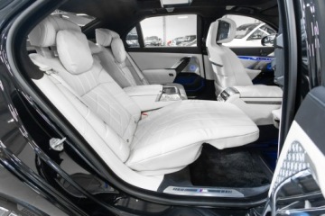 BMW Seria 7 G70 Sedan Plug-In 3.0 M60e 571KM 2023 BMW M760 Gwarancja 01.29. FV 23%. Pełne wyposaż., zdjęcie 22